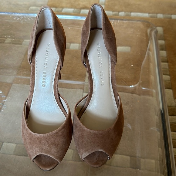 Veronica Beard NWOT size 6  Suede “Gadot” Pumps - Picture 4 of 7